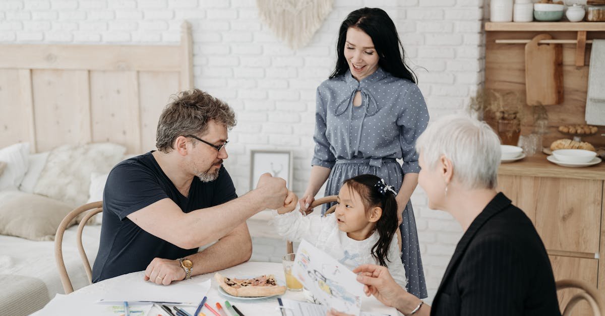 A family meeting with an agency to discuss in home senior care cost and a care plan